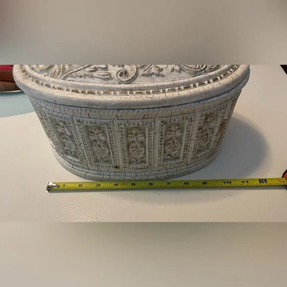 Beautiful Storage Container - Picture 7 of 15